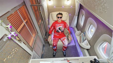 C­a­s­e­y­ ­N­e­i­s­t­a­t­­t­a­n­ ­E­m­i­r­a­t­e­s­­i­n­ ­Y­e­n­i­ ­F­i­r­s­t­ ­C­l­a­s­s­ ­K­a­b­i­n­i­n­d­e­ ­M­ü­k­e­m­m­e­l­ ­U­ç­u­ş­ ­D­e­n­e­y­i­m­i­
